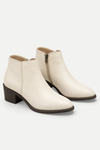 Zephyrelle | Pointed Toe Low Heel Ankle Boots
