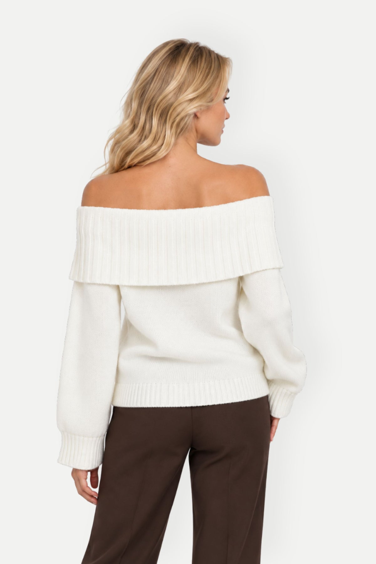 Vivienne | Off-Shoulder Bell Sleeve Knit Sweater
