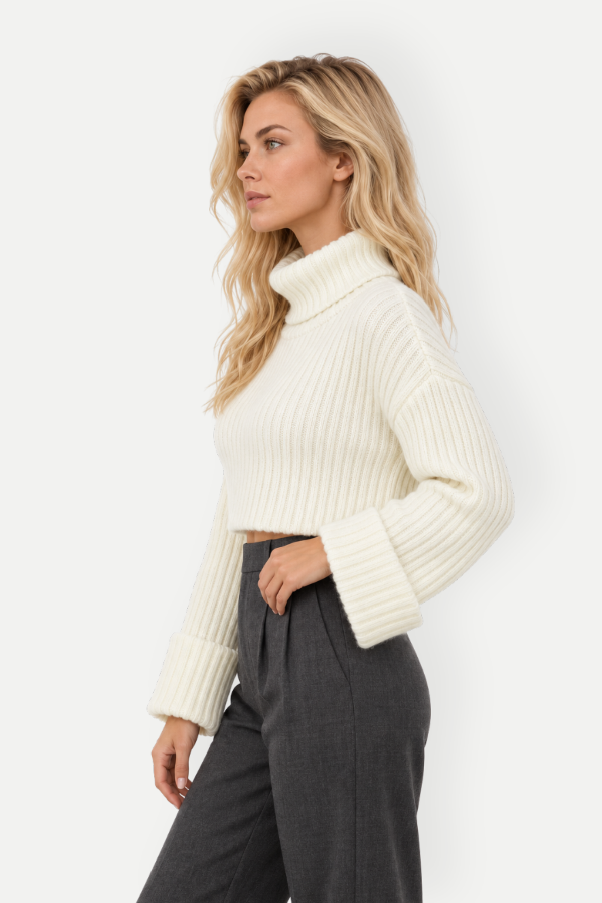 Isla | Ribbed Turtleneck Sweater