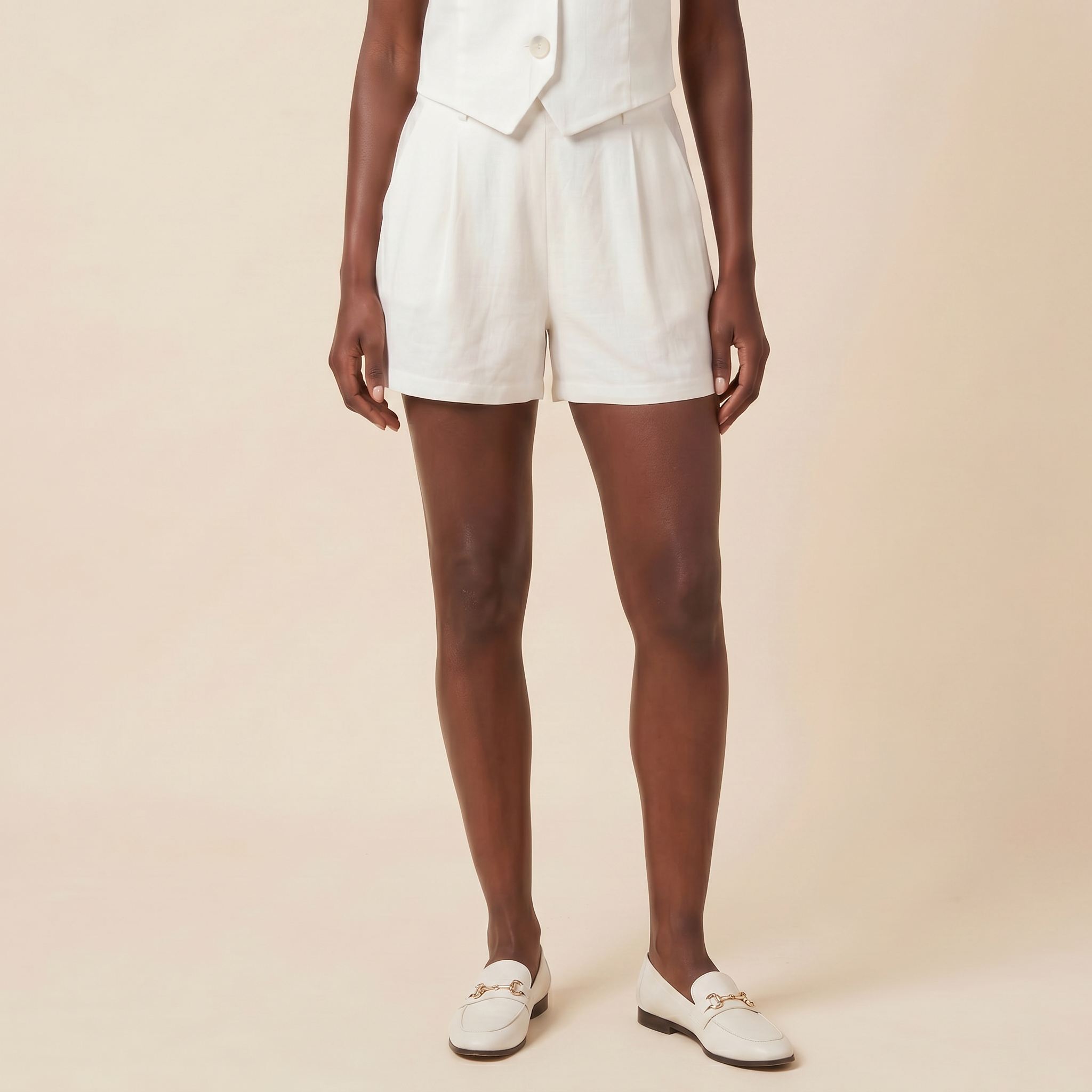 Norrielle Women’s Linen Vest and Shorts Two-Piece Set