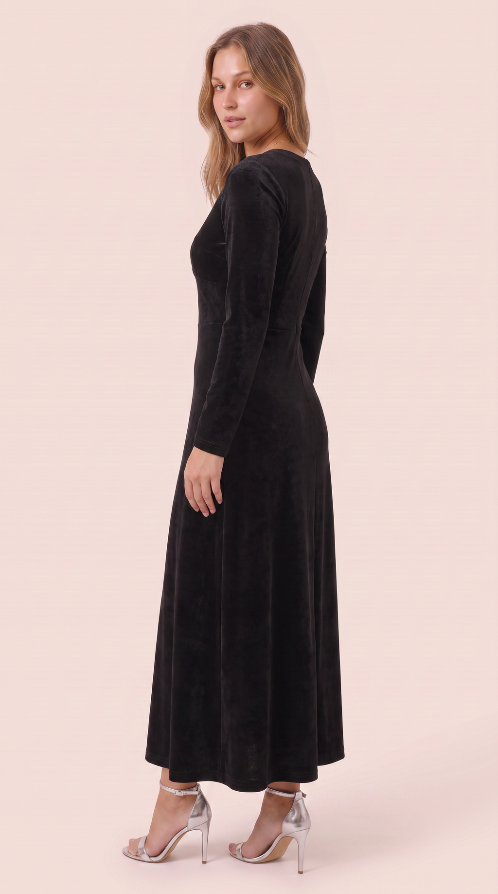 Veloura | Velvet Evening Maxi Dress